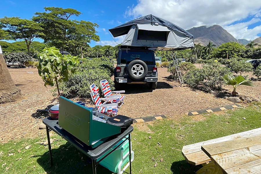 Should You Get A Rooftop Tent From Maui Camping Rentals?